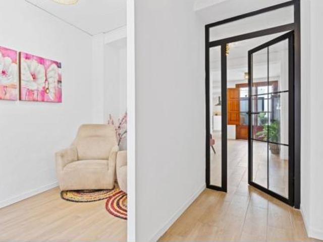 Casa adosada Venta Oliva, Nucli Urbà
