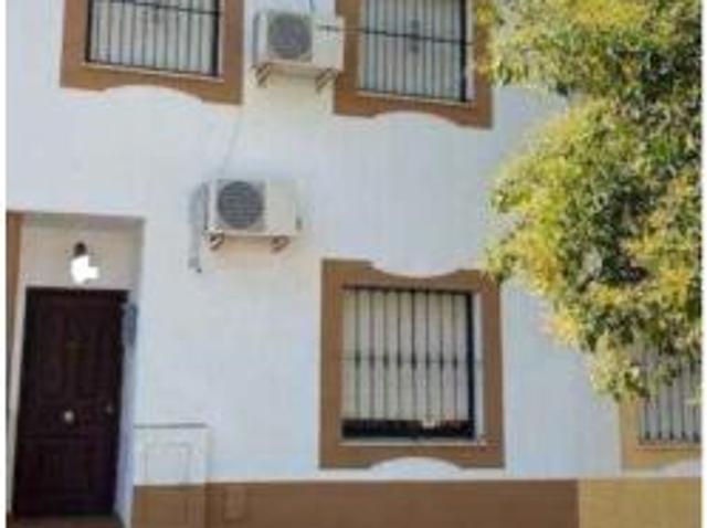 Casa adosada Venta Olivenza, Olivenza