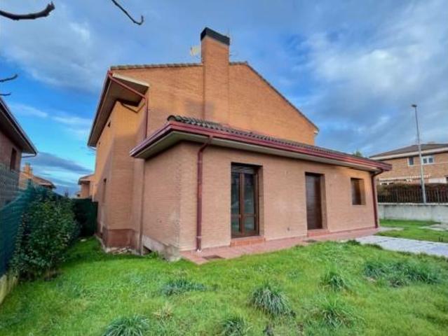 Casa adosada Venta Orkoien, Orkoien