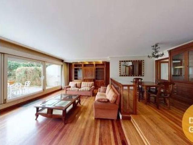 Casa adosada Venta Loiu, Zabaloetxe