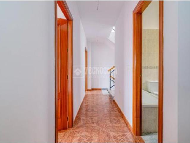 Casa adosada Venta Loja, Loja