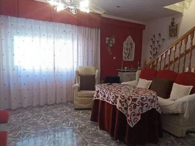 Casa adosada Venta Loja, Loja