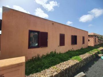 Casa adosada Venta La Oliva, La Oliva
