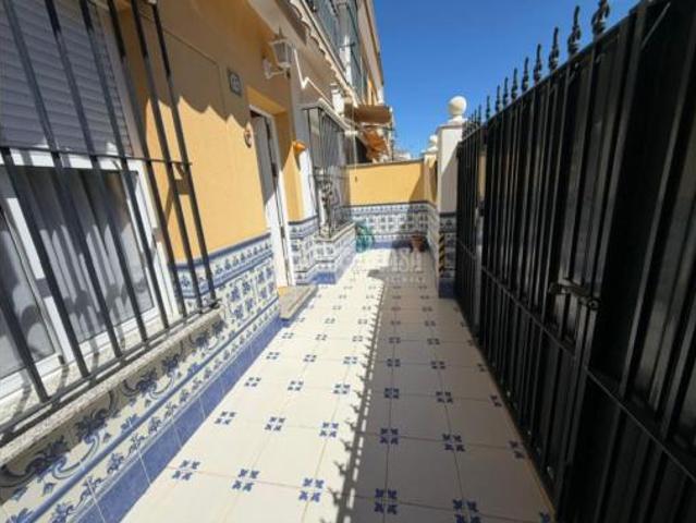 Casa adosada Venta La Rinconada, La Rinconada
