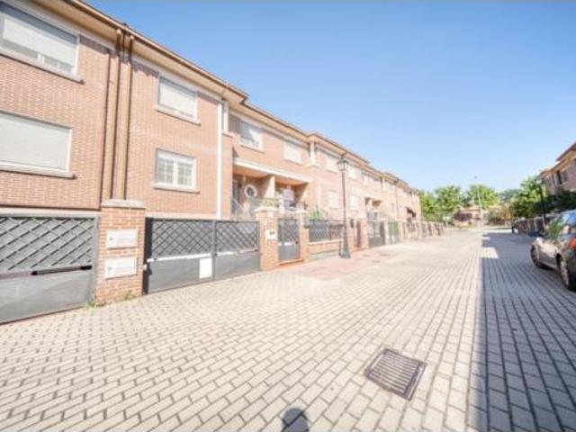 Casa adosada Venta Laguna de Duero, Laguna de Duero