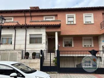 Casa adosada Venta Laguna de Duero, Laguna de Duero
