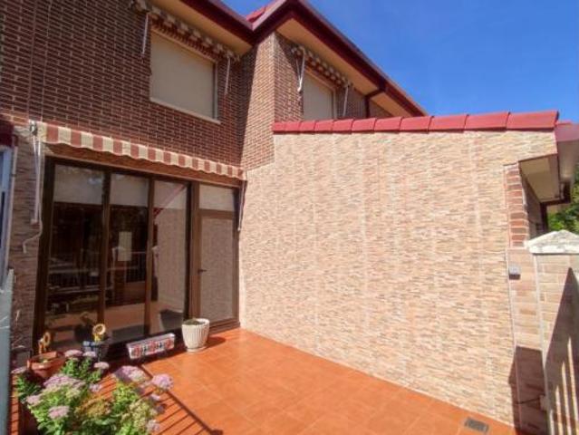 Casa adosada Venta Laguna de Duero, Laguna de Duero