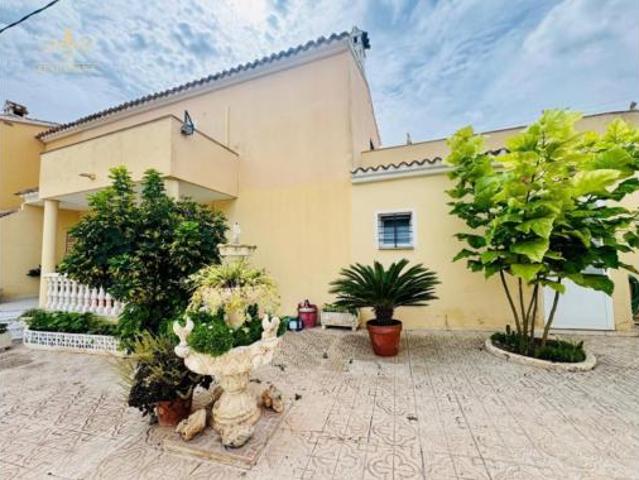 Casa adosada Venta L'Alfàs del Pi, Urbanizaciones