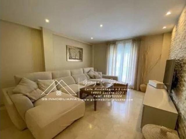 Casa adosada Venta Lucena, Lucena