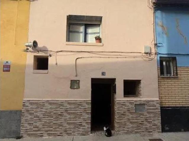 Casa adosada Venta Luceni, Luceni