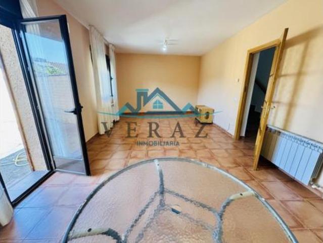 Casa adosada Venta Lucillos, Lucillos