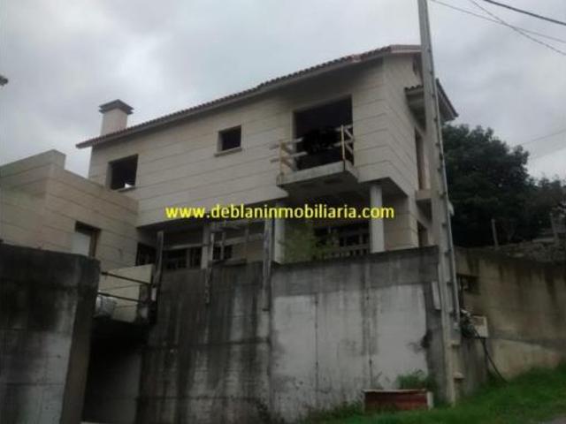 Casa adosada Venta Moaña, Calvar Domaio