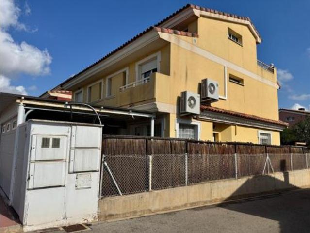 Casa adosada Venta Montcada Moncada, Masias