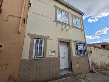 Casa adosada Venta Madroñera, Madroñera