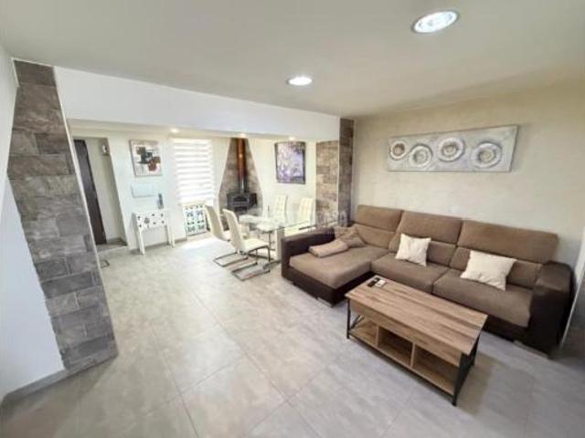 Casa adosada Venta Martos, Martos