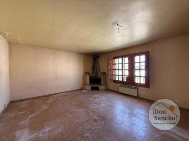 Casa adosada Venta Mucientes, Mucientes