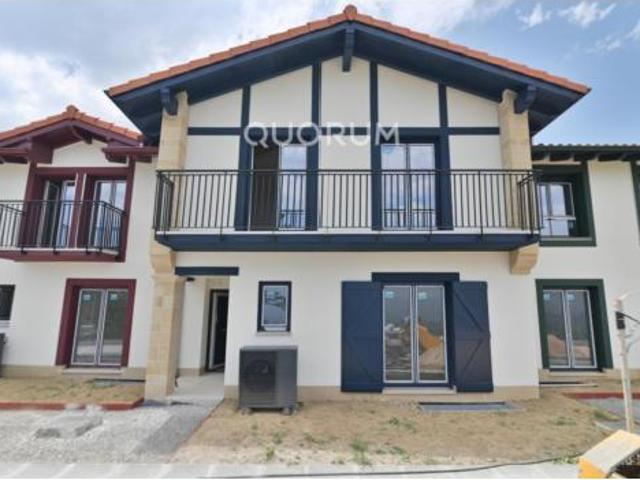 Casa adosada Venta Mungia, Berreaga