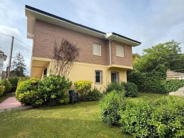 Casa adosada Venta Noja, Trengandín