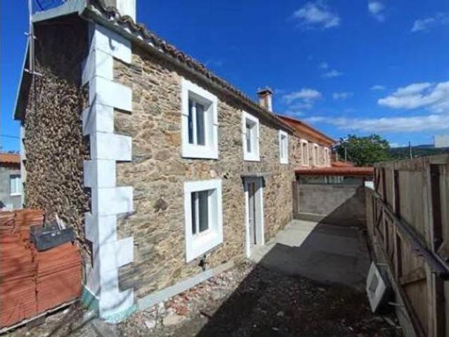Casa adosada Venta Narón, Sedes Pedroso Doso