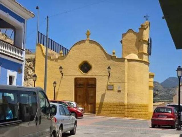 Casa adosada Venta Sax, Sax