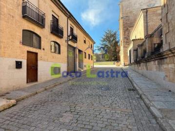 Plaza de Carvajal, Plaza de Colón, Salamanca