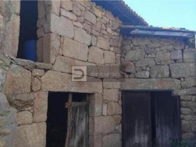 Casa adosada Venta San Cibrao das Viñas, Os Facheiros