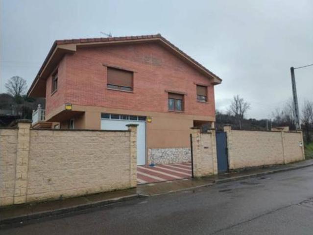 Casa adosada Venta Santovenia de la Valdoncina, Santovenia de La Valdoncina