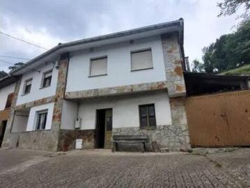 Casa adosada Venta Sariego, Vega de Sariego