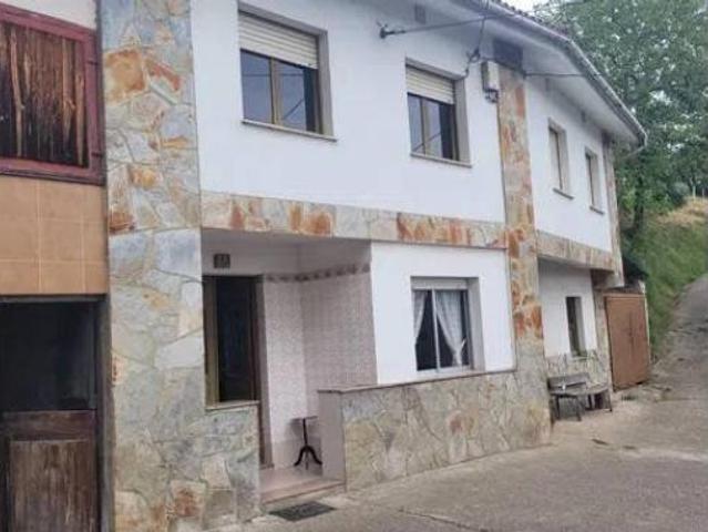 Casa adosada Venta Sariego, Vega de Sariego