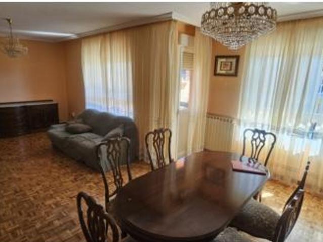 Casa adosada Venta Sariegos, Carbajal de La Legua