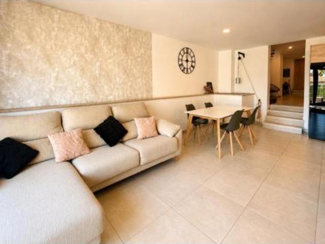 Casa adosada Venta Sencelles, Sencelles
