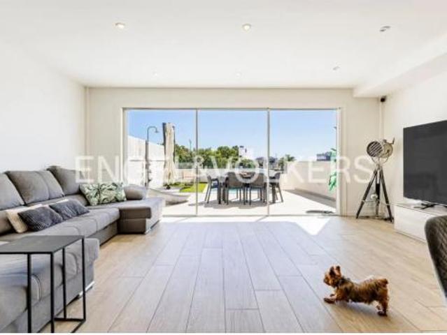 Casa adosada Venta Sitges, Els Molins Poble Sec Pins Vens