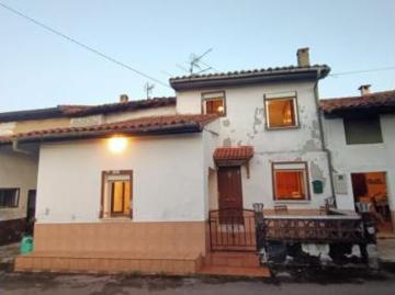 Casa adosada Venta Siero, Anes Samartindianes Samartino