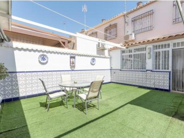 Casa adosada Venta Peligros, Peligros