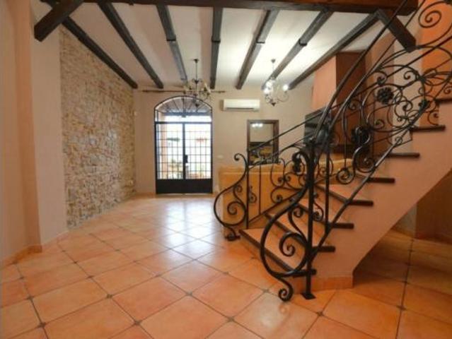 Casa adosada Venta Pilas, Pilas