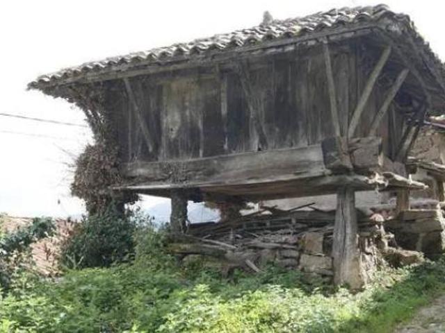 Casa adosada Venta Piloña, Piloña