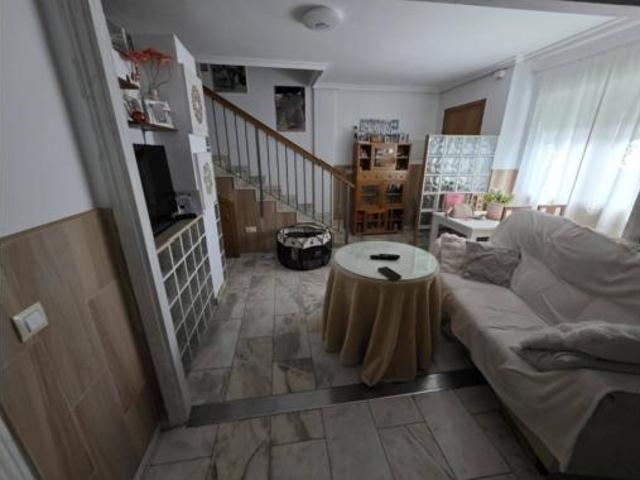Casa adosada Venta Plasencia, Plasencia