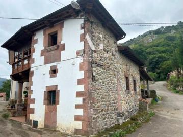 Casa adosada Venta Rionansa, Celucos