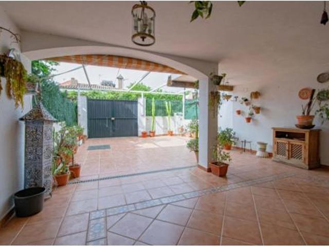 Casa adosada Venta Tomares, Las Almenas