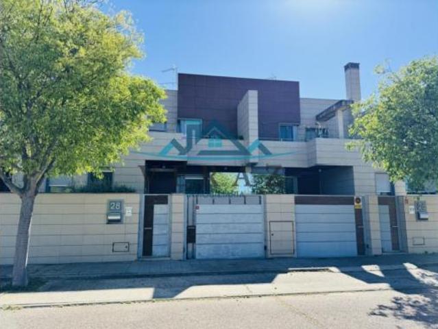 Casa adosada Venta Talavera de la Reina, Hospital Nuevo Centro