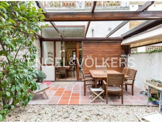 Casa adosada Venta Tiana, Tiana
