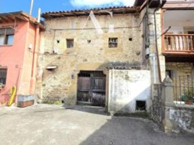 Casa adosada Venta Val de San Vicente, Molleda
