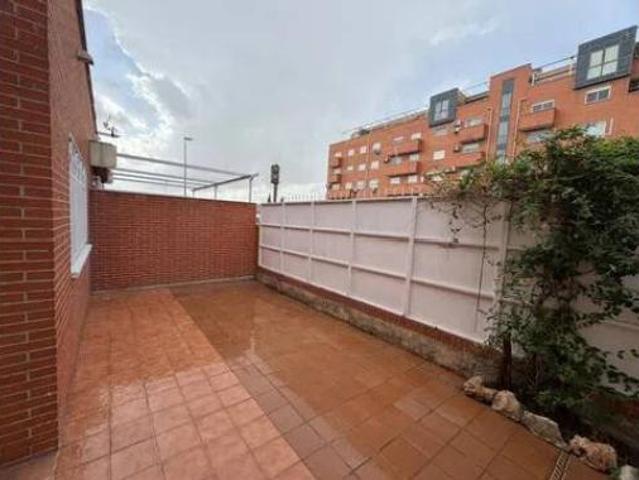 Casa adosada Venta Valdemoro, Brezo Guardia Civil