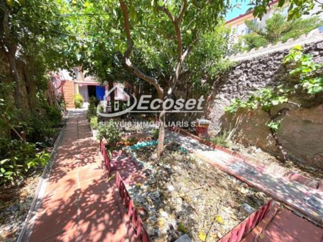 Casa adosada Venta Vallirana, Vallirana