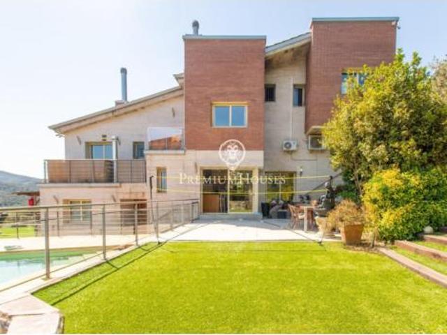 Casa adosada Venta Vallromanes, Vallromanes