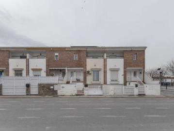 Casa adosada Venta Vegas del Genil, Belicena