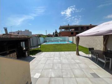 Casa adosada Venta Villamayor, Villamayor