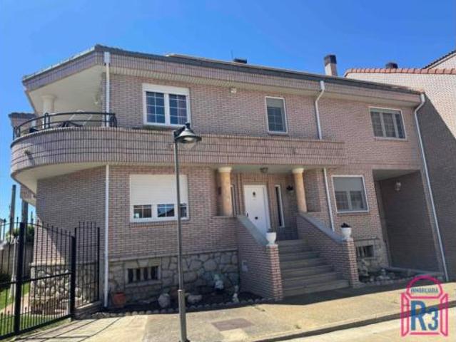 Casa adosada Venta Villaquilambre, Villarrodrigo de Las Regueras