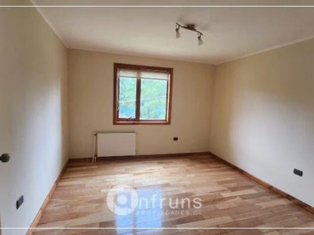 Casa Aerodromo | 5 Dormitorios por 12600.00 en Coyhaique