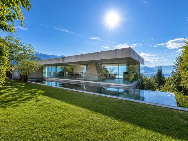 Casa Ai Pozzi | Ikonische Design Villa mit Seeblick